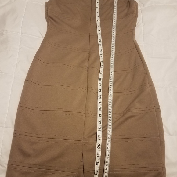 Dress - Picture 5 of 12